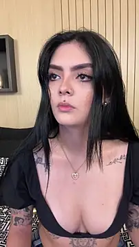 Snapshot of AliceRitter chatting on June 14, 2026, 8:55 pm AliceRitter online show from June 14, 2026, 8:55 pm