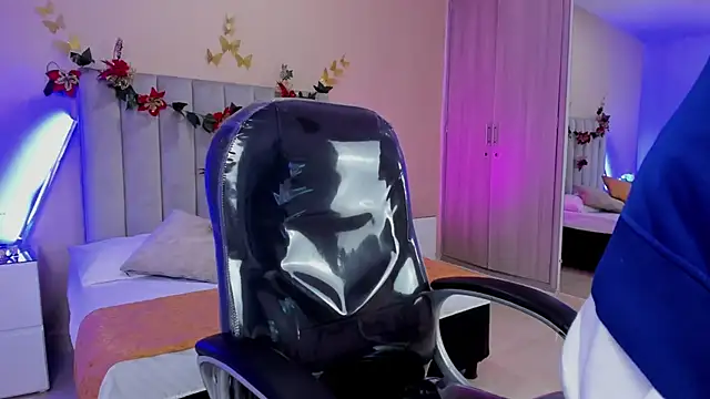 Nascary Fox online show from December 20, 2025, 7:21 pm