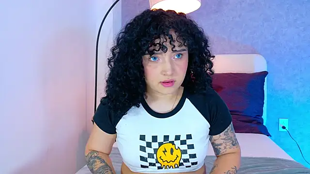 Tracielowe w online show from November 13, 2025, 3:27 am