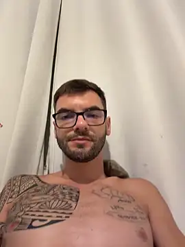 Snapshot of Leonsouzaof chatting on January 16, 2026, 2:37 am Leonsouzaof online show from January 16, 2026, 2:37 am