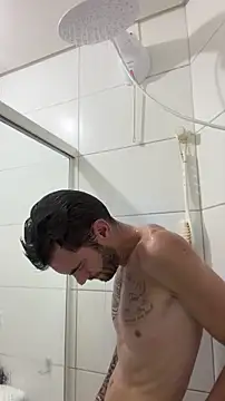 Snapshot of Leonsouzaof chatting on February 23, 2026, 1:14 am Leonsouzaof online show from February 23, 2026, 1:14 am