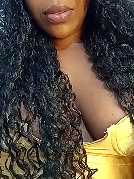 Snapshot of Kitana77 chatting on November 10, 2025, 11:04 pm Kitana77 online show from November 10, 2025, 11:04 pm