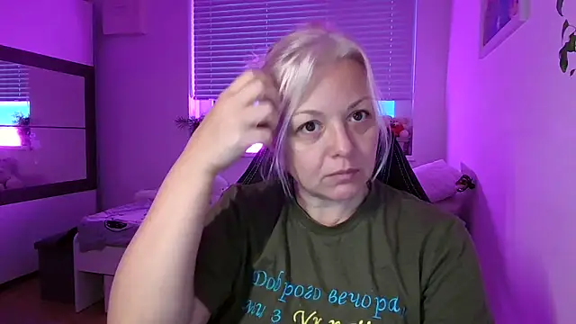 Snapshot of Linsy_Kim chatting on November 26, 2025, 6:25 am Linsy Kim online show from November 26, 2025, 6:25 am