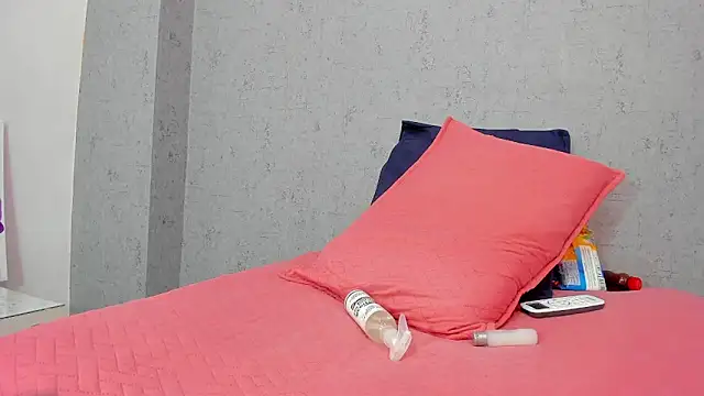 Snapshot of scarlett646 chatting on October 28, 2025, 3:10 am scarlett646 online show from October 28, 2025, 3:10 am