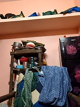 bakyasree143 online show from November 12, 2025, 9:14 pm