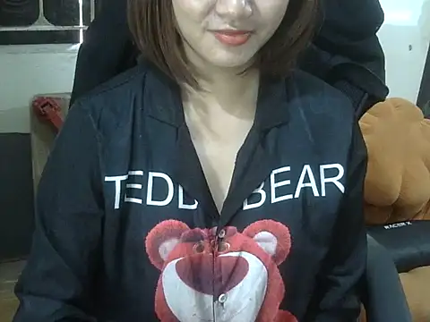 Snapshot of anna-sweet69 chatting on March 7, 2026, 2:41 am anna-sweet69 online show from March 7, 2026, 2:41 am