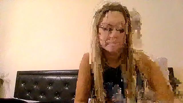 Snapshot of imyourgoodgirl69 chatting on October 2, 2025, 12:01 pm imyourgoodgirl69 online show from October 2, 2025, 12:01 pm