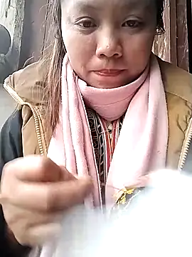 venu00 online show from February 18, 2026, 4:41 am