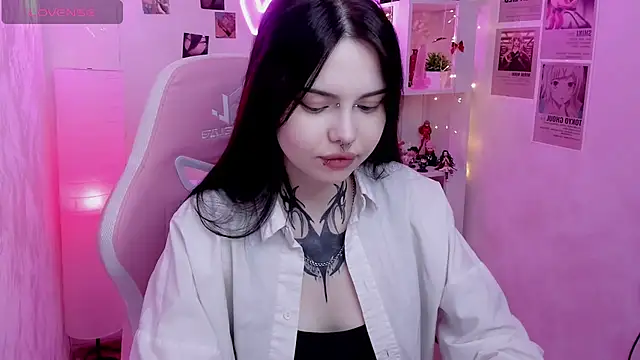 Snapshot of Morana_Batt chatting on May 5, 2026, 1:57 am Morana Batt online show from May 5, 2026, 1:57 am