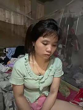 Ngoc-bbi online show from April 11, 2026, 11:42 pm