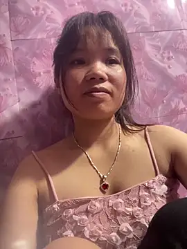 Snapshot of Ngoc-bbi chatting on May 3, 2026, 3:40 pm Ngoc-bbi online show from May 3, 2026, 3:40 pm