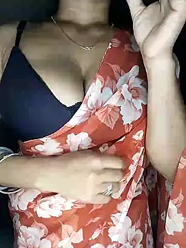 Savita2310 online show from November 24, 2025, 12:21 am