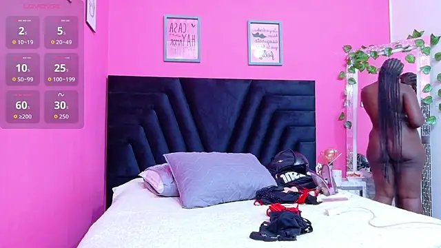 SweeterChocolate online show from October 22, 2025, 3:29 am