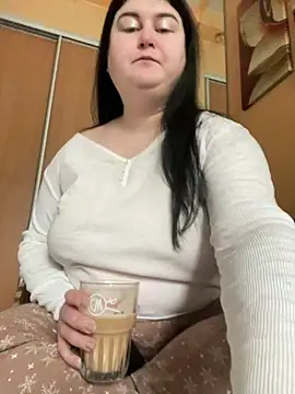 DazzzlingDame online show from March 6, 2026, 9:50 am