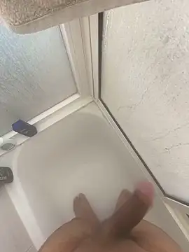 Zuca3025 online show from March 10, 2026, 12:54 pm