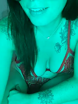 Snapshot of Sainte_bambi_ chatting on September 19, 2025, 6:52 pm Sainte bambi online show from September 19, 2025, 6:52 pm