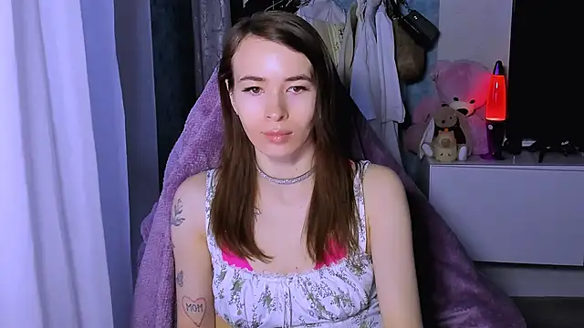 Snapshot of ZoyaMill chatting on November 28, 2025, 5:54 am ZoyaMill online show from November 28, 2025, 5:54 am