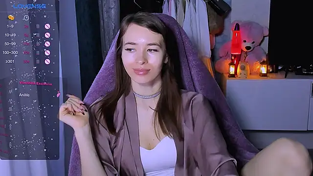 Snapshot of ZoyaMill chatting on December 5, 2025, 6:33 am ZoyaMill online show from December 5, 2025, 6:33 am