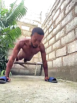 Snapshot of Makemecum634941 chatting on November 26, 2025, 8:59 am Makemecum634941 online show from November 26, 2025, 8:59 am