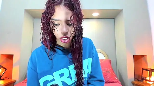 AteneaGreyy online show from December 3, 2025, 12:03 pm