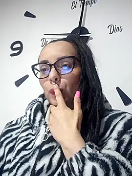 sarita star online show from November 18, 2025, 1:55 am