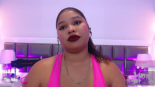 LennaEvans online show from October 28, 2025, 10:52 am