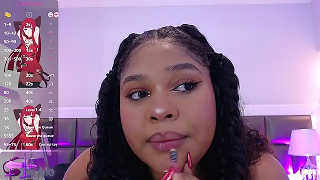 LennaEvans online show from November 17, 2025, 11:05 am