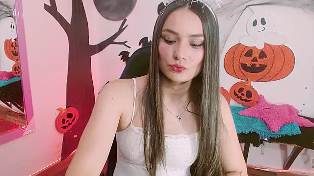 Snapshot of danna_888 chatting on October 23, 2025, 7:12 pm danna 888 online show from October 23, 2025, 7:12 pm