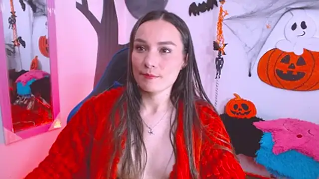 Snapshot of danna_888 chatting on October 28, 2025, 9:17 pm danna 888 online show from October 28, 2025, 9:17 pm