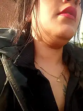 MAYE  13 online show from November 30, 2025, 11:58 am