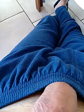 bemmagrinho36 online show from April 18, 2026, 12:53 pm