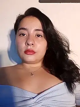 Yuli-27 online show from October 26, 2025, 3:34 am