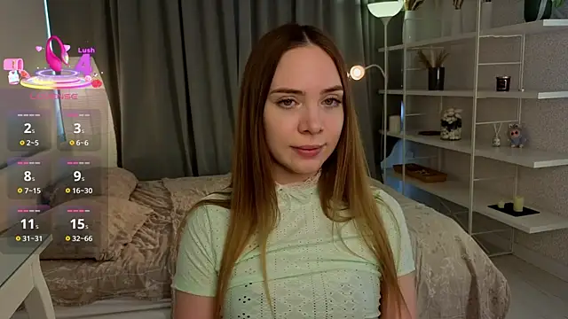 CarollSmithh online show from December 20, 2025, 9:05 am