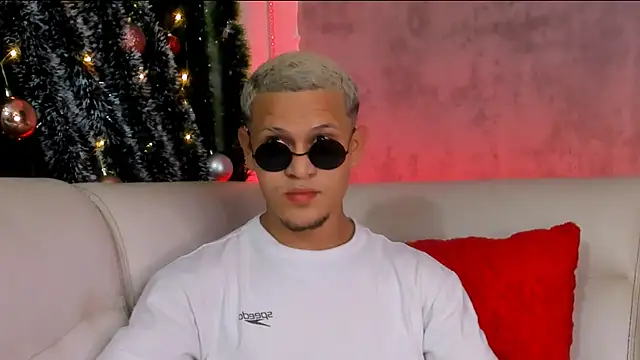 Snapshot of Manuel_FPG chatting on December 5, 2025, 1:47 am Manuel FPG online show from December 5, 2025, 1:47 am