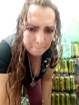 Snapshot of VERONICA__03 chatting on October 26, 2025, 5:52 pm VERONICA 03 online show from October 26, 2025, 5:52 pm