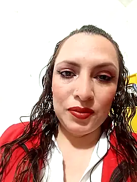 Snapshot of VERONICA__03 chatting on November 29, 2025, 12:52 pm VERONICA 03 online show from November 29, 2025, 12:52 pm