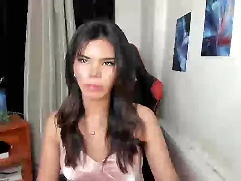 Snapshot of dianne_swift chatting on June 15, 2026, 10:34 pm dianne swift online show from June 15, 2026, 10:34 pm