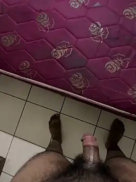 Snapshot of aliahmed98770 chatting on September 24, 2025, 1:03 pm aliahmed98770 online show from September 24, 2025, 1:03 pm