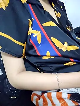  Thaotam  online show from September 17, 2025, 12:18 pm