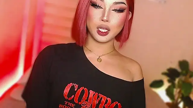 Snapshot of MissRumi_Hunter chatting on November 27, 2025, 12:51 pm MissRumi Hunter online show from November 27, 2025, 12:51 pm