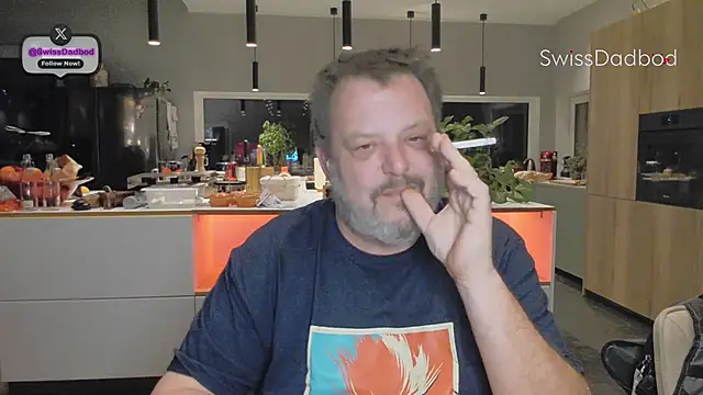 SwissDadbod online show from December 22, 2025, 8:50 pm