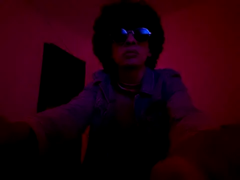 Snapshot of charlbye chatting on October 25, 2025, 7:05 am charlbye online show from October 25, 2025, 7:05 am