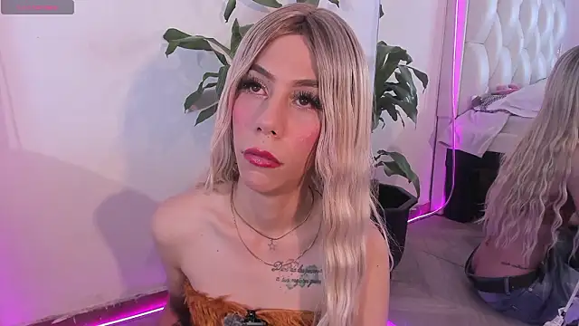 Darlyn tenderhot   online show from February 4, 2026, 3:40 pm