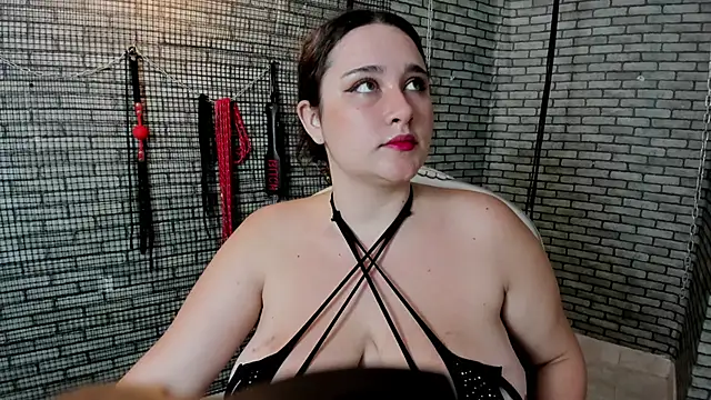 Briana 24 online show from March 1, 2026, 9:44 am