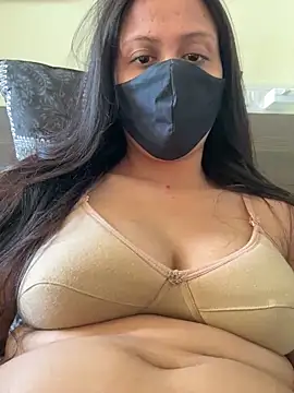 Snapshot of indianshycouple chatting on February 17, 2026, 4:53 am indianshycouple online show from February 17, 2026, 4:53 am