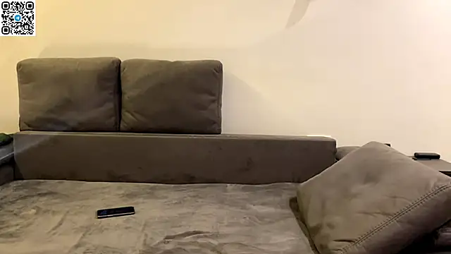 Snapshot of speed_god chatting on October 26, 2025, 10:25 pm speed god online show from October 26, 2025, 10:25 pm