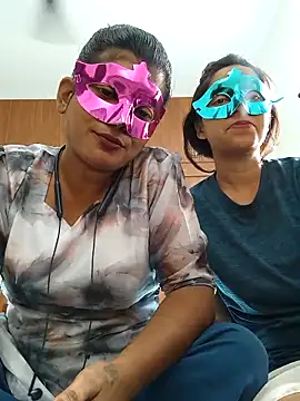 Snapshot of your_chandni04 chatting on September 20, 2025, 10:27 am your chandni04 online show from September 20, 2025, 10:27 am