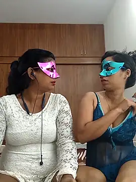 Snapshot of your_chandni04 chatting on October 15, 2025, 8:47 am your chandni04 online show from October 15, 2025, 8:47 am