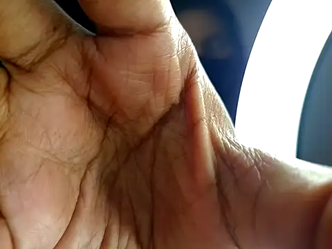 fairy princess online show from February 3, 2026, 8:14 pm