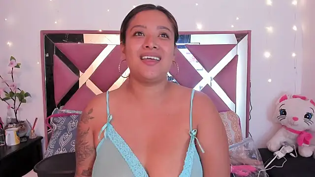 Snapshot of bellalumi chatting on May 21, 2026, 3:02 am bellalumi online show from May 21, 2026, 3:02 am